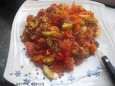 Pilaw warzywny z kaszą