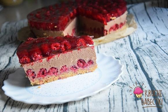 Torcik na zimno podwójnie czekoladowy z malinami bez pieczenia