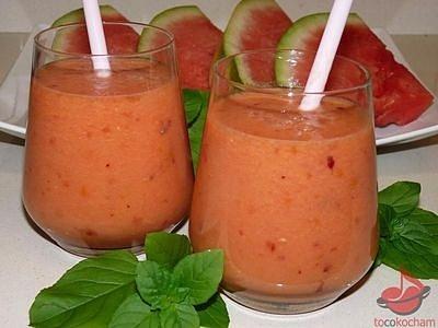 Smoothie arbuzowo-brzoskwiniowe