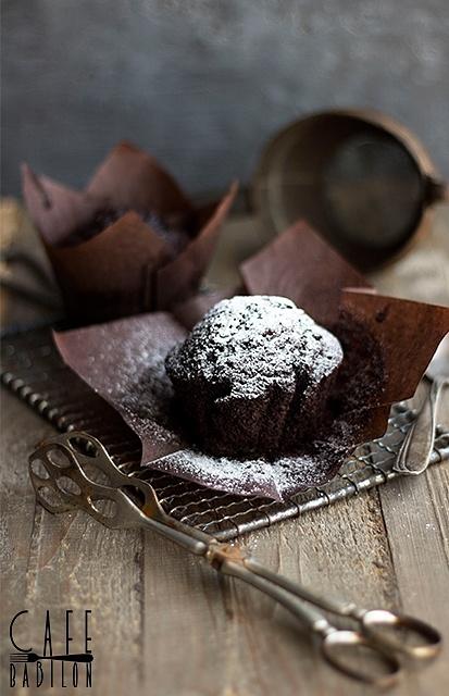 Czekoladowe muffinki z czerwonym winem