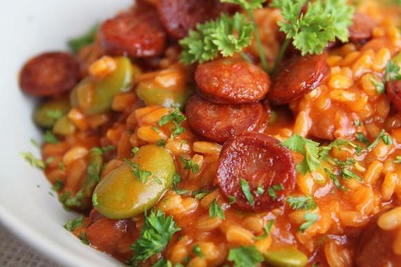 Risotto z bobem i chorizo