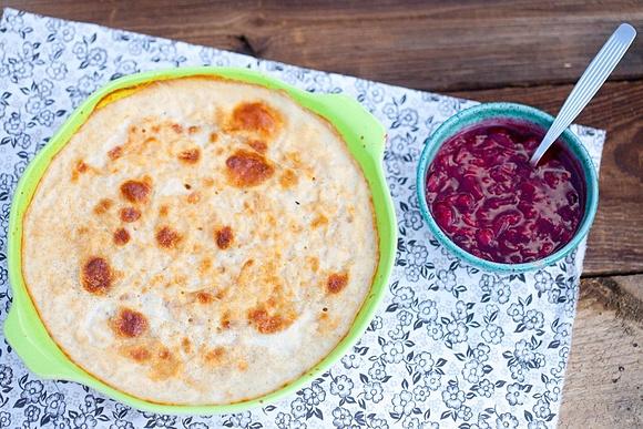 Zapiekany waniliowy pudding ryżowy z wiśniami