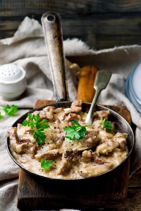 Boeuf Stroganow