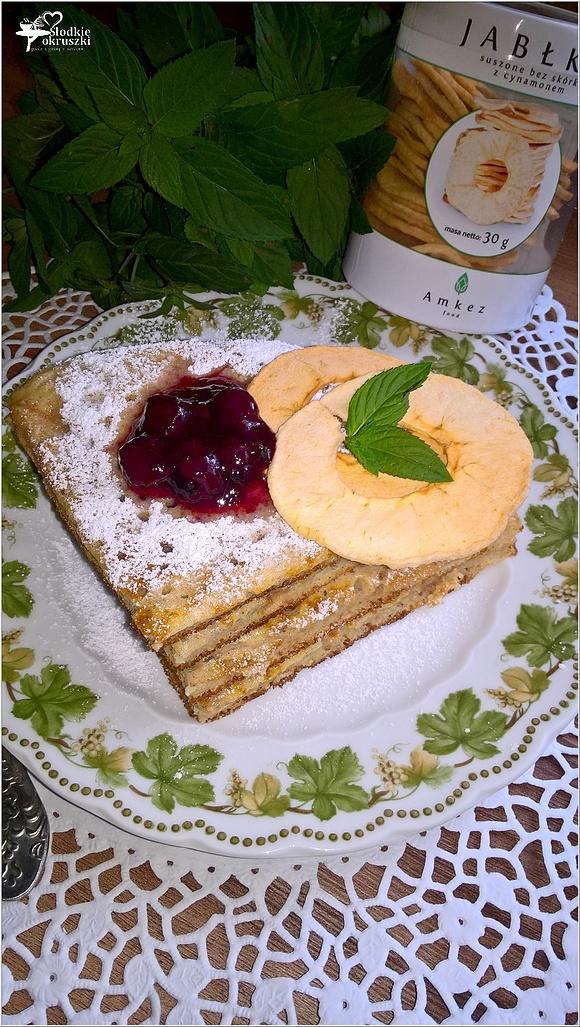 Cynamonowy omlet z jabłuszkiem na śniadanie
