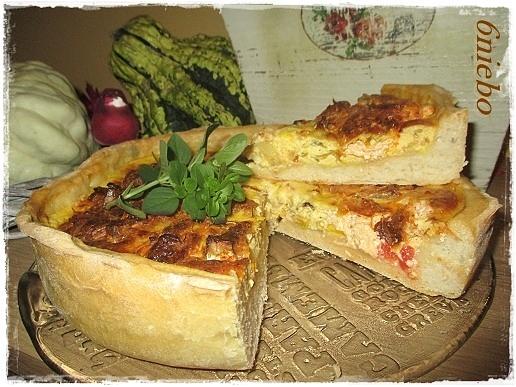 Quiche z faszerowanymi kwiatami dyni