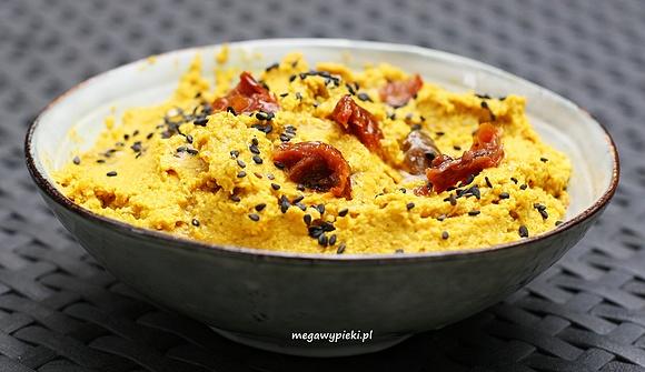 Hummus z pieczoną dynią