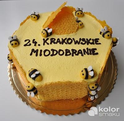 Tort z pszczołami Krakowskie Miodobranie