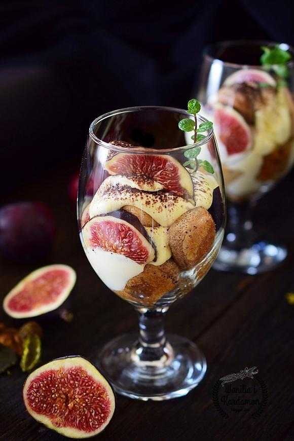 Tiramisu z figami na jesień