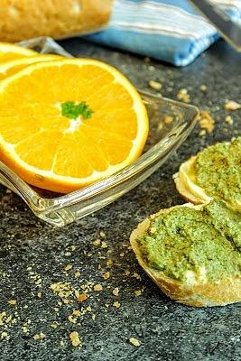 Pesto rzodkiewkowo-szczypiorkowe