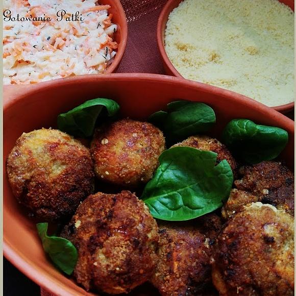 Kotleciki orientalne z wieprzowiną i curry