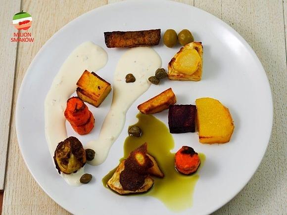 Pieczone warzywa z sosem majonezowym i olejem z pestek dyni