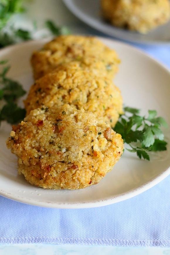Kotlety z kaszy jęczmiennej dla wegetarian