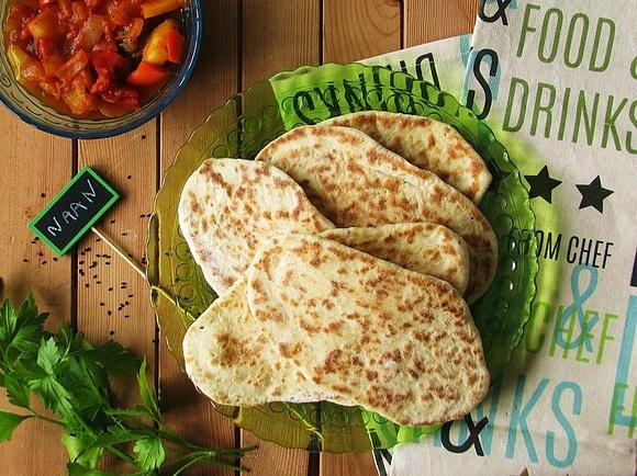 Chlebki naan