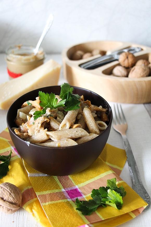 Penne w wegańskim sosie kurkowym bez śmietany