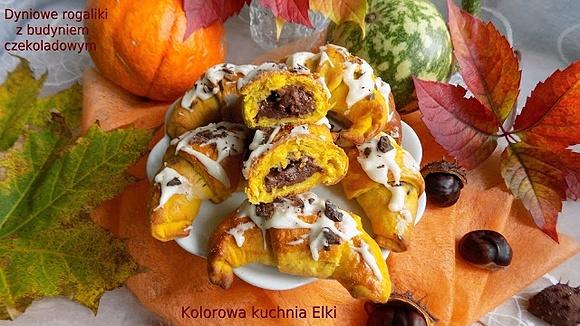 Dyniowe rogaliki z budyniem czekoladowym