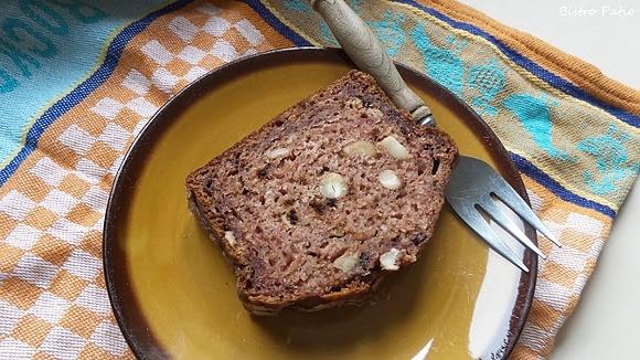 Proste ciasto z jabłkami i orzechami