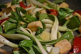 Smak orientu z pak choi i gruszką