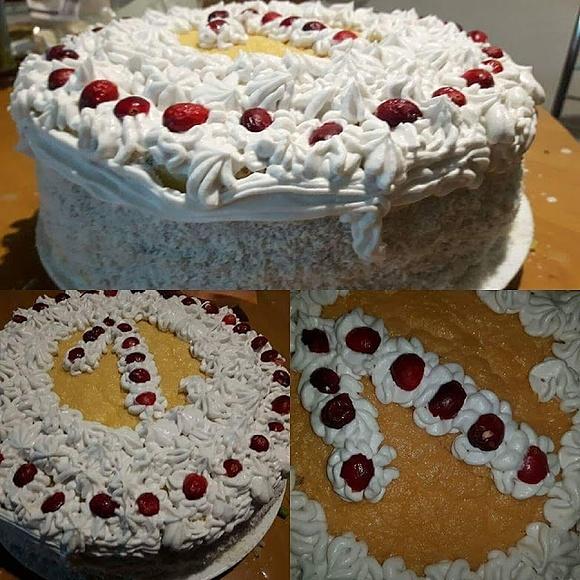 Kokosowy tort na roczek dziecka