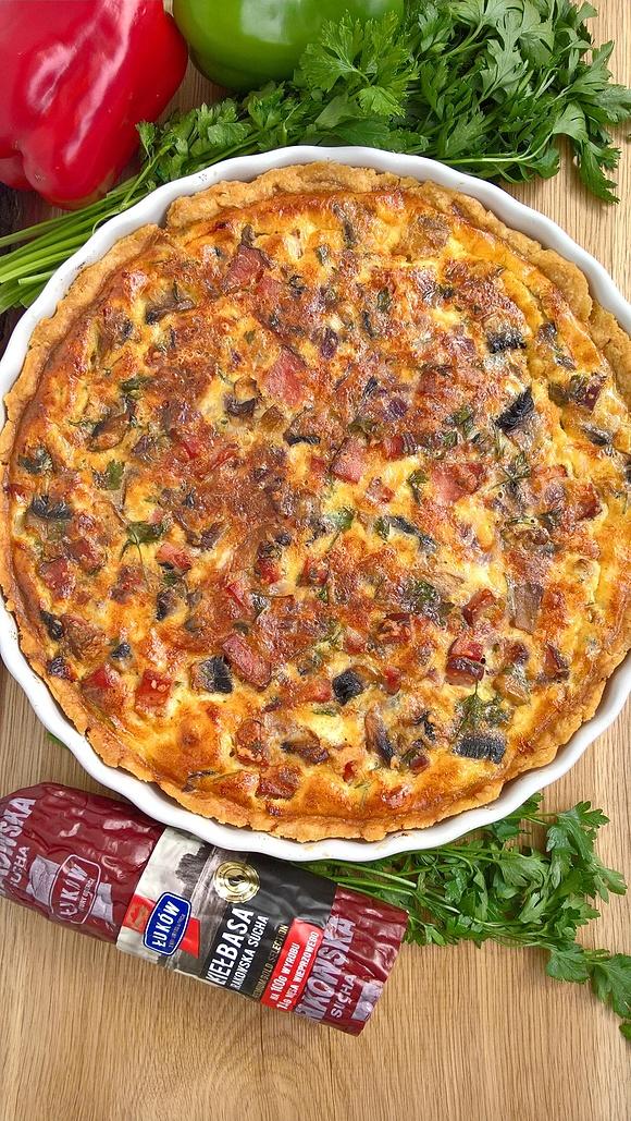 Quiche z kiełbasą krakowską i grzybami