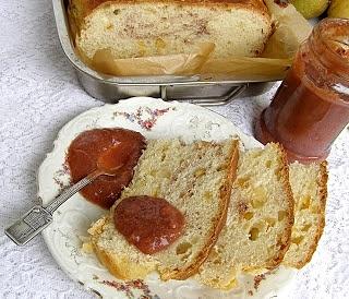 Drożdżowe ciasto z skórką pomarańczy i cynamonem na oleju