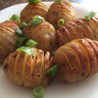 Pieczone ziemniaki na chrupiąco i miękko