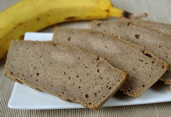 Gryczany chlebek bananowy