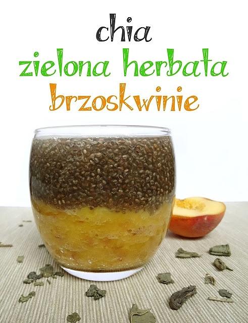 Pudding chia z zieloną herbatą i brzoskwiniami