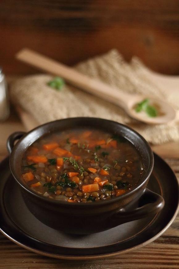 Grecka zupa z zielonej soczewicy w Thermomix