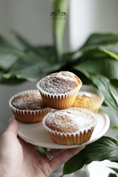 Muffinki cytrynowe
