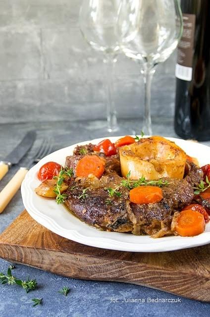 Ossobuco z warzywami - włoskie danie mięsne