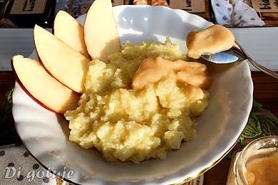 Pieczone jabłko z kaszą jaglaną dla niemowląt i dorosłych