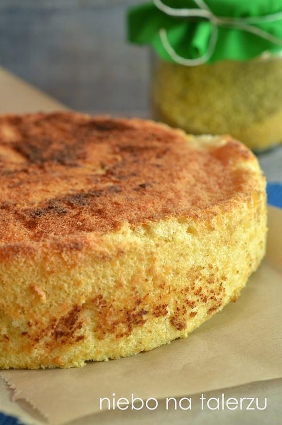 Biszkopt z kaszy jaglanej, bez glutenu, zdrowy przepis na deser