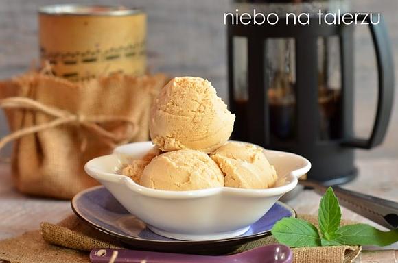 Domowe lody kawowe bez jajek z alkoholem