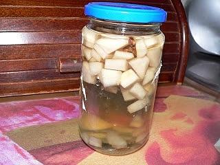 Kompot gruszkowy z goździkami