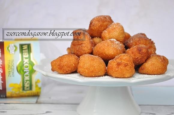 Ekspresowe pączki razowe