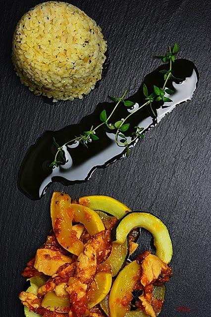 Pieczona cukinia z kurczakiem