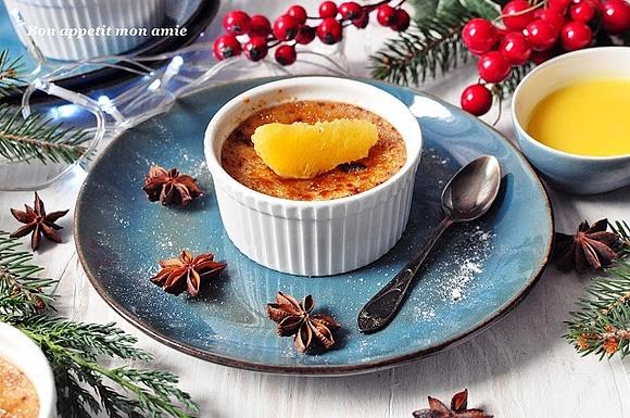 Piernikowy creme brulee z sosem pomarańczowym