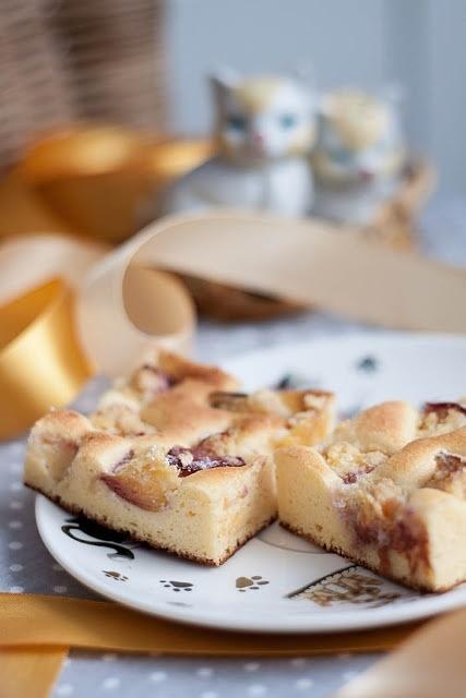 Kukurydziane ciasto z nektarynką bez cukru i glutenu