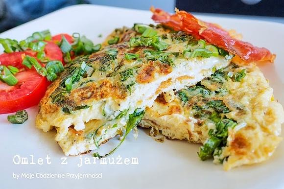 Omlet z jarmużem