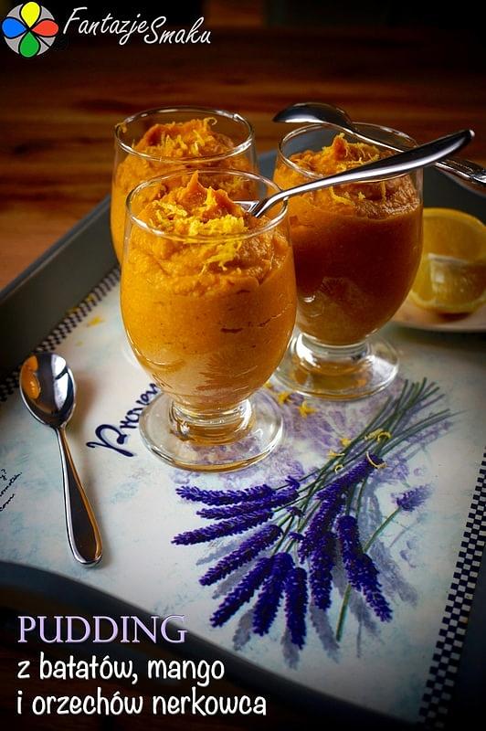 Pudding z batatów mango i orzechów nerkowca