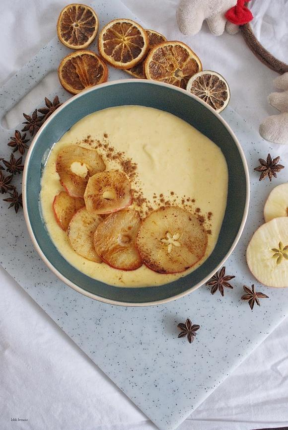 Kokosowo-dyniowe smoothie bowl