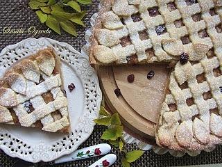 Tarta z jabłkami i żurawiną