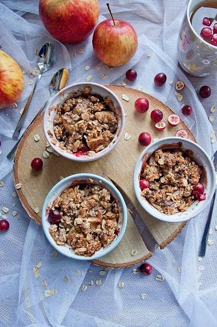 Mini orzechowo-czekoladowe crumble