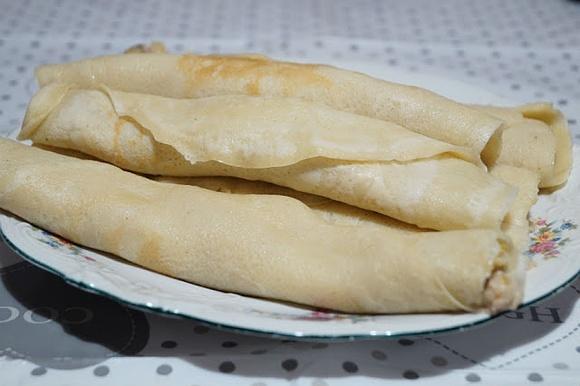 Naleśniki wytrawne z farszem mięsno-warzywnym