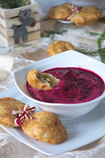 Krem z pieczonego buraka z ziemniaczanym uszkiem