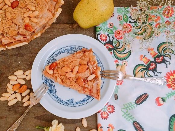 Tarta z gruszek i truskawek jak szarlotka