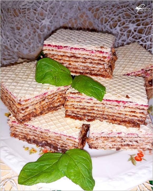 Kakaowo-miodowe wafle z jagodową nutą