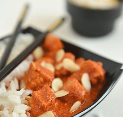 Kurczak w orientalnym sosie z mlekiem kokosowym i przyprawami