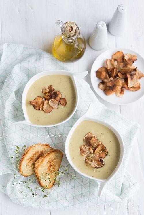 Zupa krem z topinamburu z chipsami