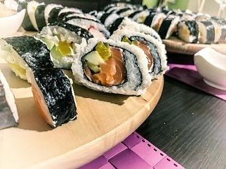 Jak tanio zrobić domowe sushi